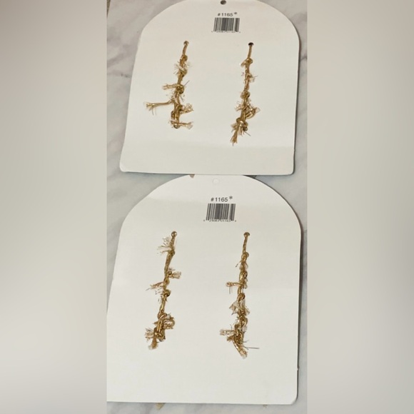 2 Packs ( 24 total ) Gold Shimmering Christmas Tree Twist On Bows NEW - Picture 2 of 2